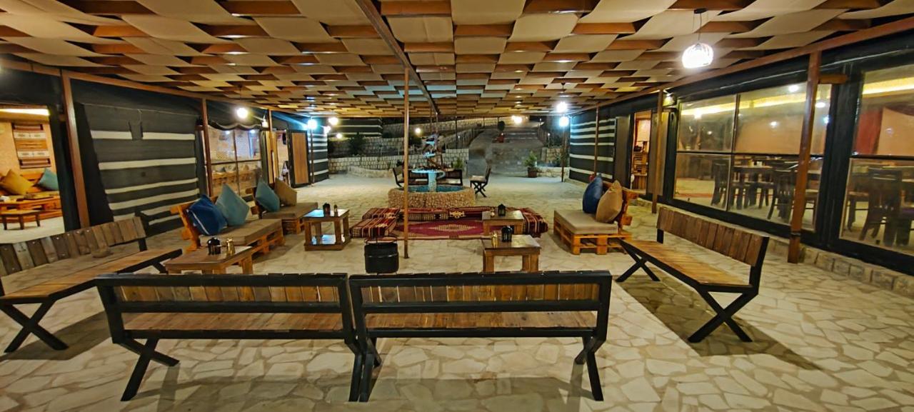 Petra Wassaif Camp Hotel Wadi Musa Buitenkant foto